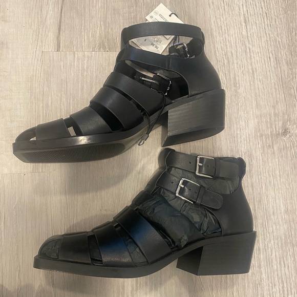 Zara Heeled Leather Cage Sandals - Picture 8 of 12